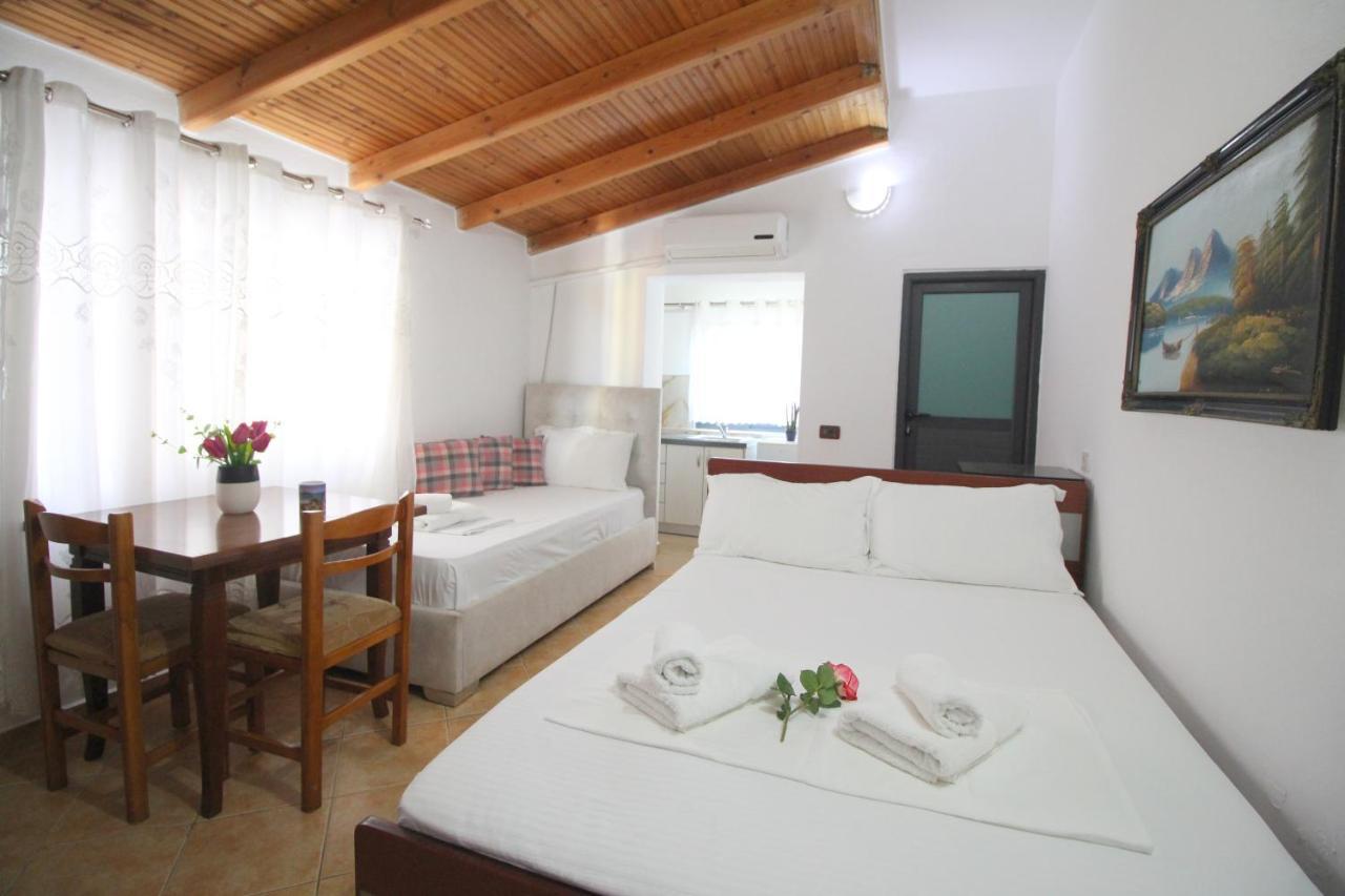 Emerald Inn Ксамил Экстерьер фото